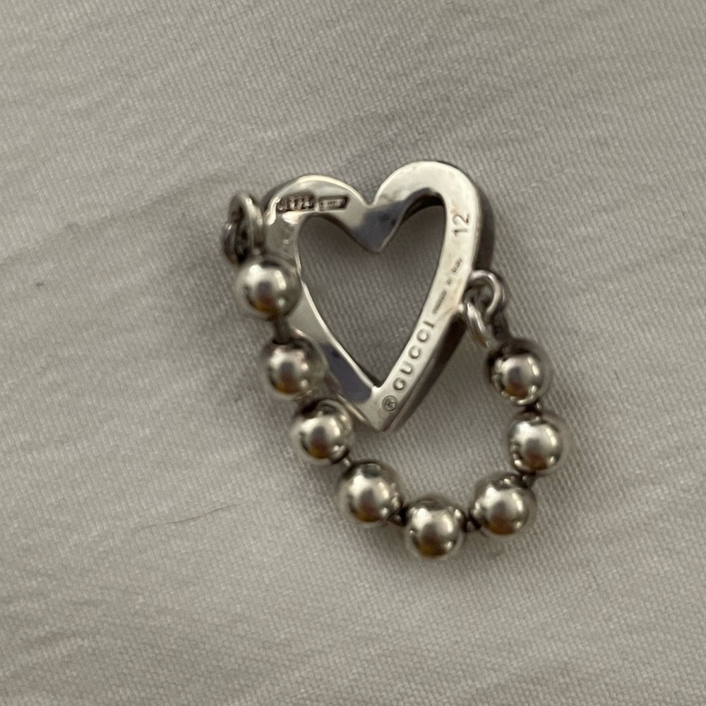 Gucci Silver Heart Ring - Picture 3 of 6
